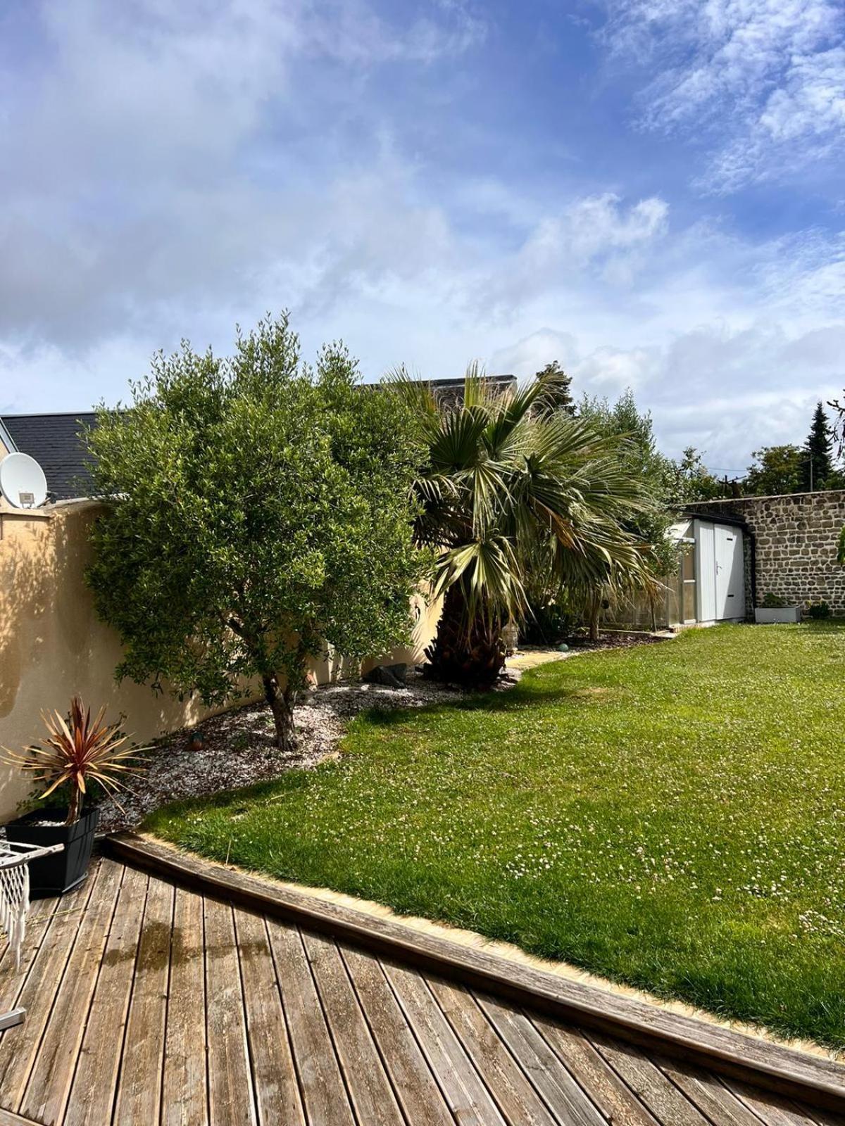 Les Palmiers Bed & Breakfast Bayeux Bagian luar foto
